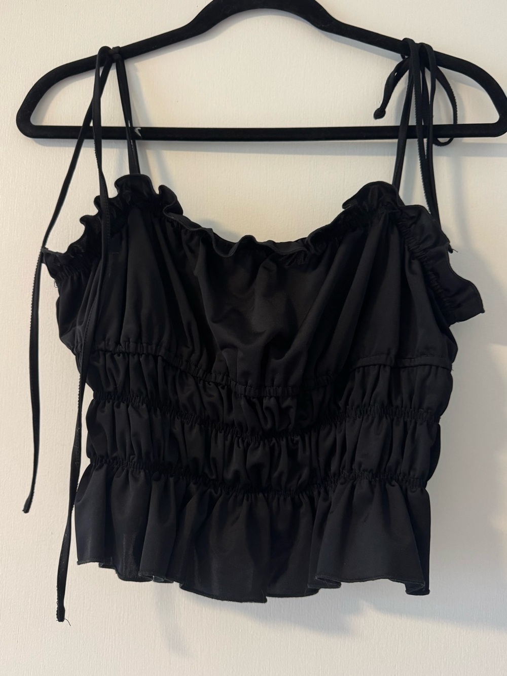 Versona Black Ruffle Tie-Shoulder Smocked Camisole